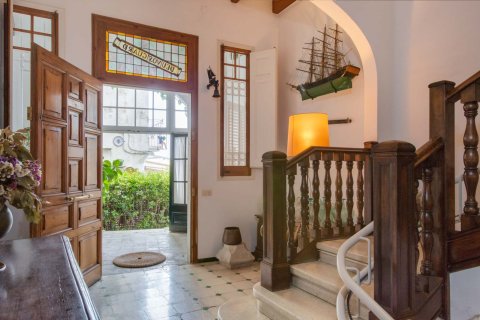 10 dormitorios Commercial property en Cadaqués, Spain No. 25315 2