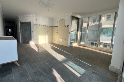 2+1 Apartment in Mahmutlar, Turkey No. 12262 10