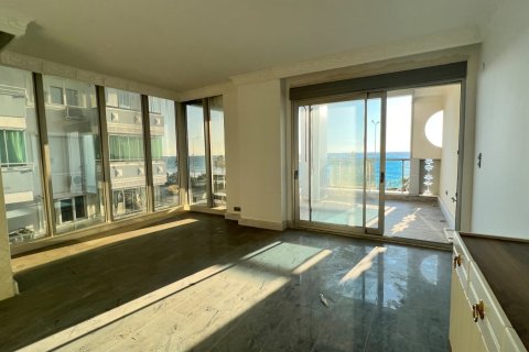 2+1 Apartment in Mahmutlar, Turkey No. 12262 5