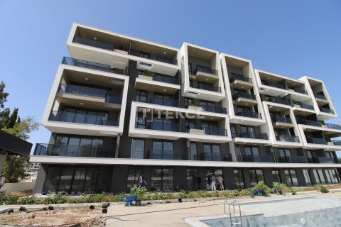 2+1 Apartment en Aksu, Turkey No. 12341 12