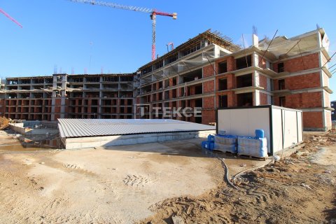 3+1 Apartment in Aksu, Turkey No. 13695 6