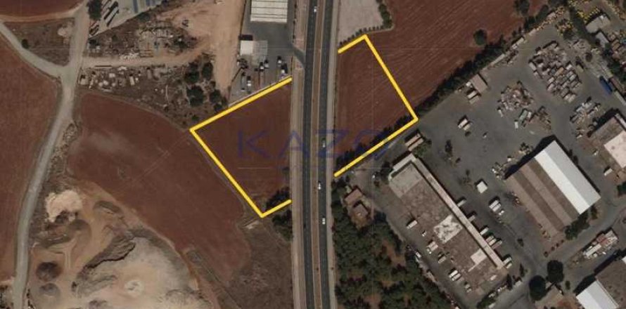 7483m² Land in Kato Polemidia, Cyprus No. 76349