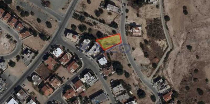 675m² Land in Agios Athanasios, Cyprus No. 76347