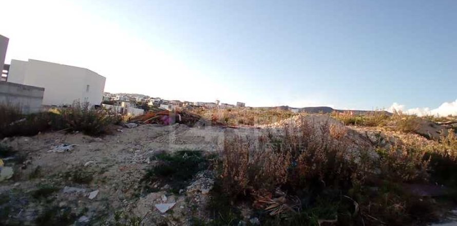 752m² Land in Germasogeia, Cyprus No. 76345