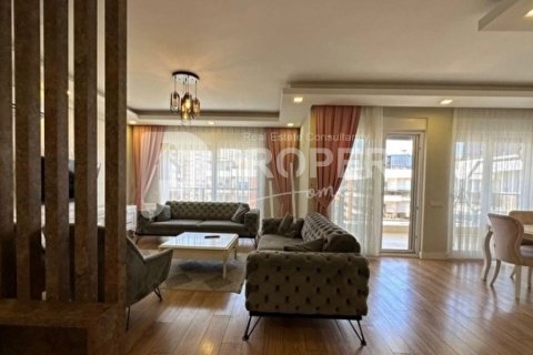 6 rooms Appartement à Konyaalti, Turkey No. 10892 17