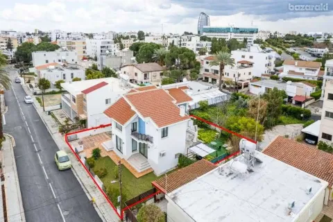 4 dormitorios House en Strovolos, Cyprus No. 31909 1