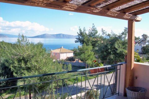 5 bedrooms Villa in Peloponnese, Greece No. 49181 1