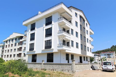 3+1 Apartment en Cinarcik, Turkey No. 12514 1