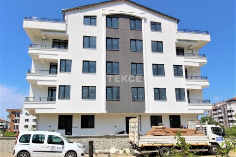 3+1 Apartment en Cinarcik, Turkey No. 12514 15