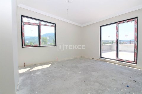 3+1 Apartment en Cinarcik, Turkey No. 12514 11