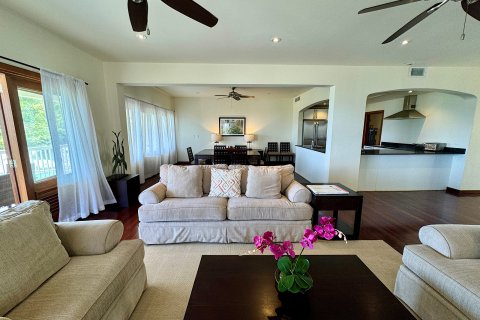 3 bedrooms Villa in Freetown, Antigua and Barbuda No. 64979 8