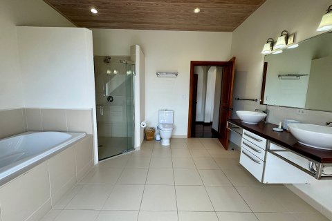 3 bedrooms Villa in Freetown, Antigua and Barbuda No. 64979 15