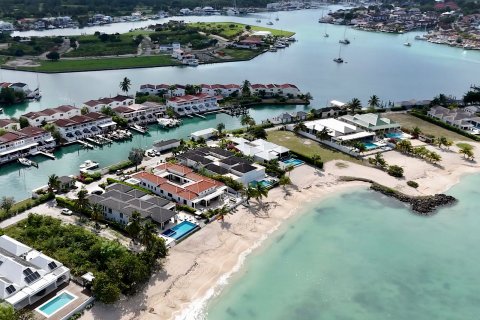 1093m² Land en Jolly Harbour, Antigua and Barbuda No. 64987 11