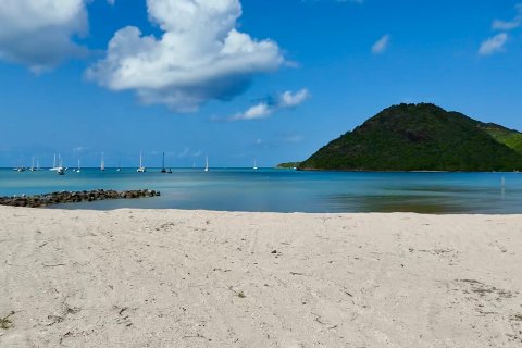 1093m² Land in Jolly Harbour, Antigua and Barbuda No. 64987 1