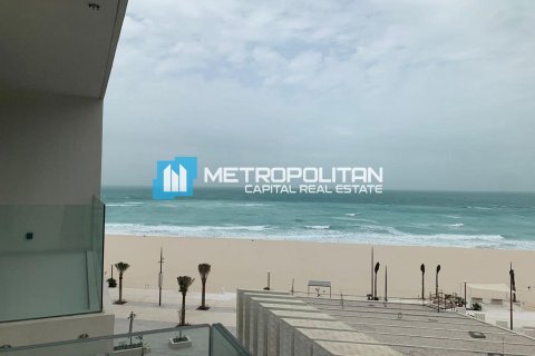 2 bedrooms Apartment on the Saadiyat Island, UAE No. 7940 3