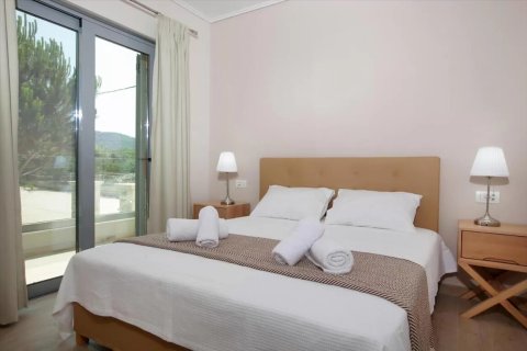 920m² Hotel in Zakynthos, Greece No. 57399 5