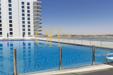 2 dormitorios Apartment en  Yas Island, UAE No. 46532 3