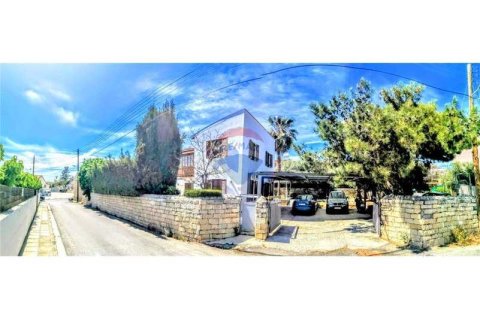 6 bedrooms Villa in Limassol, Cyprus No. 31030 3