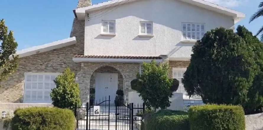 3 chambres House à Aglantzia, Cyprus No. 31667