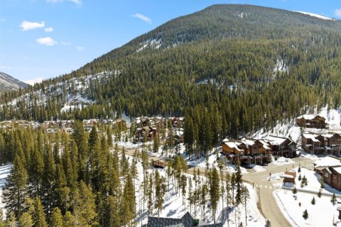 Land in Keystone, USA No. 62338 7