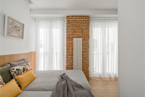 3 bedrooms Apartment in Madrid, Spain No. 26928 7