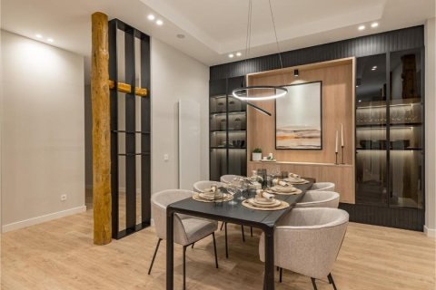 3 dormitorios Apartment en Madrid, Spain No. 26927 9