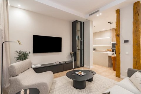 3 dormitorios Apartment en Madrid, Spain No. 26927 4