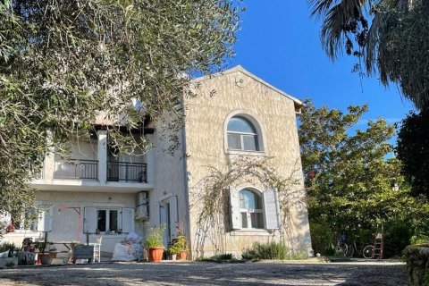 450m² House en Corfu, Greece No. 55739 2