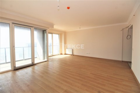 2+1 Apartment in Istanbul, Turkey No. 12694 16