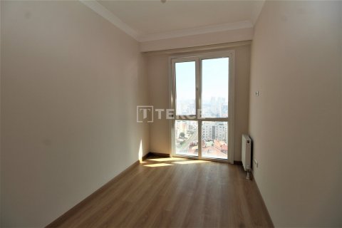 2+1 Apartment in Istanbul, Turkey No. 12694 10