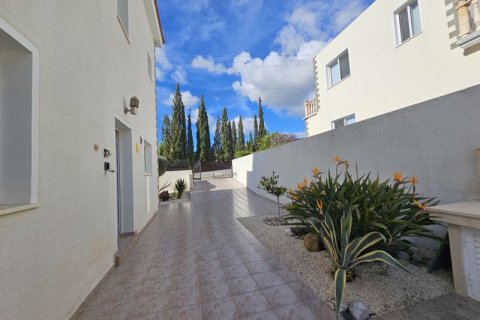 3 bedrooms Villa in Pegeia, Cyprus No. 36812 27