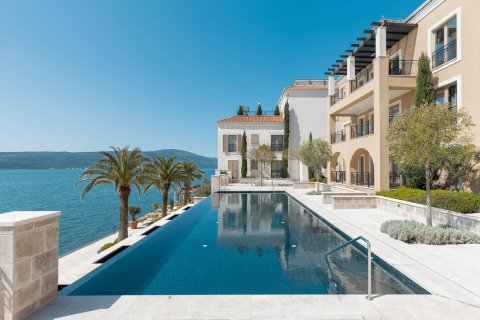 1 chambre Appartement à Tivat, Montenegro No. 66917 2