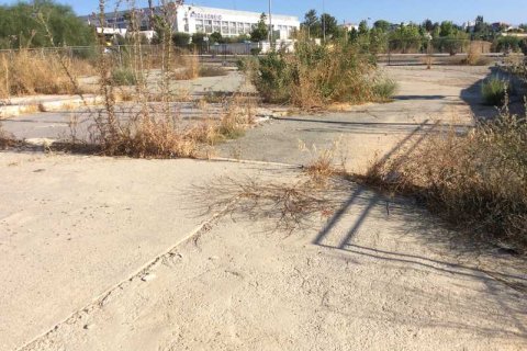 793m² Land in Strovolos, Cyprus No. 64409 4