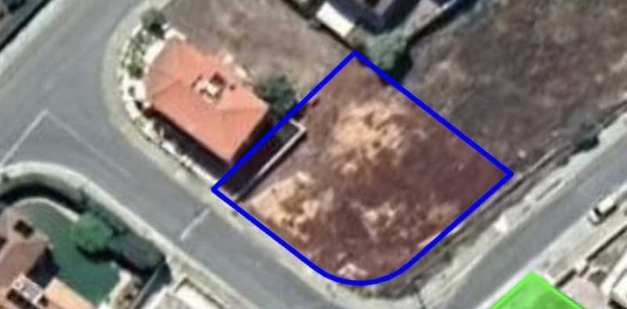 545m² Land in Agios Athanasios, Cyprus No. 64412