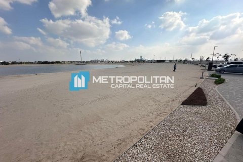 975.7m² Land en Al Gurm, UAE No. 42231 12