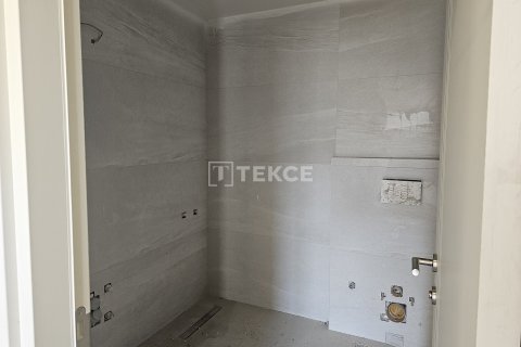 3+1 Apartment en Istanbul, Turkey No. 17013 11