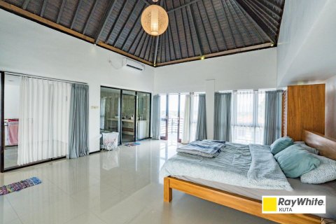 5 bedrooms Villa in Jimbaran, Indonesia No. 23324 8