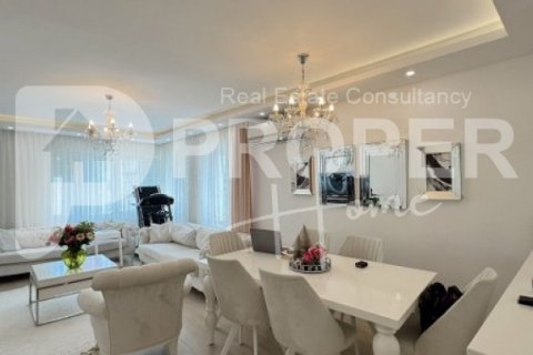 5 rooms Apartment in Konyaalti, Turkey No. 21970 1