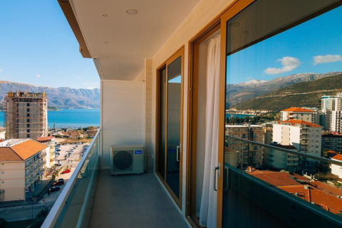 1 dormitorio Apartment en Budva, Montenegro No. 66887 16