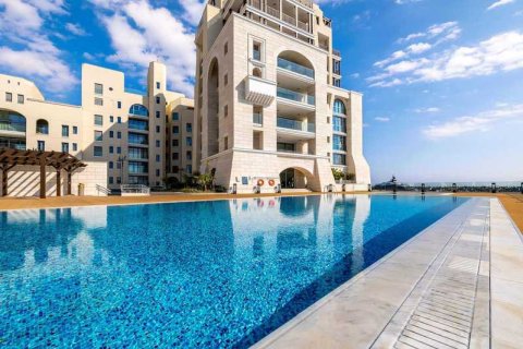 4 bedrooms Apartment in Limassol, Cyprus No. 43546 4