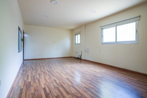 Коммерческая недвижимость 880м² в Никосия, Кипр №47554 6