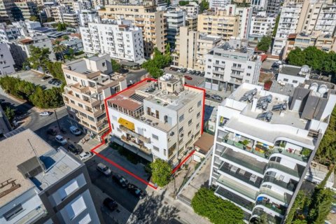 853m² Commercial property en Nicosia, Cyprus No. 47577 11