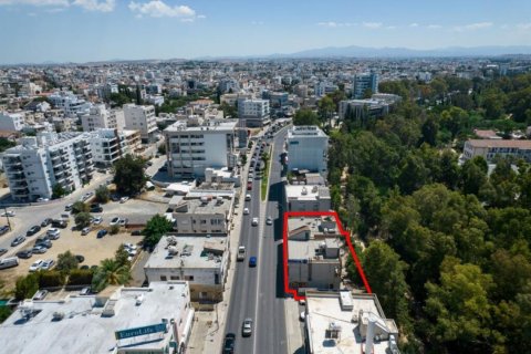 496m² Commercial property à Nicosia, Cyprus No. 47578 3