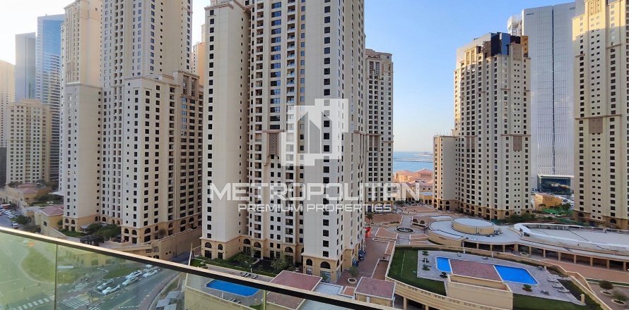 Studio Apartment in Dubai Marina, UAE No. 5676