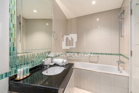 2 chambres Appartement à Damac Heights, UAE No. 5675 12