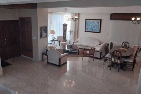 6 bedrooms Villa in Limassol, Cyprus No. 30031 2