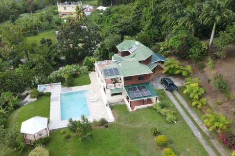 4 chambres House à Saint George, Dominica No. 66283 8