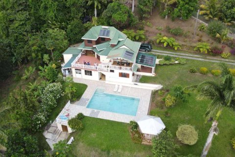 4 dormitorios House en Saint George, Dominica No. 66283 4