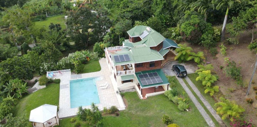 4 chambres House à Saint George, Dominica No. 66283