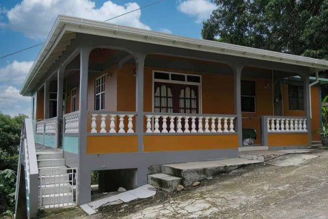 5 dormitorios House en Saint John, Dominica No. 66294 1